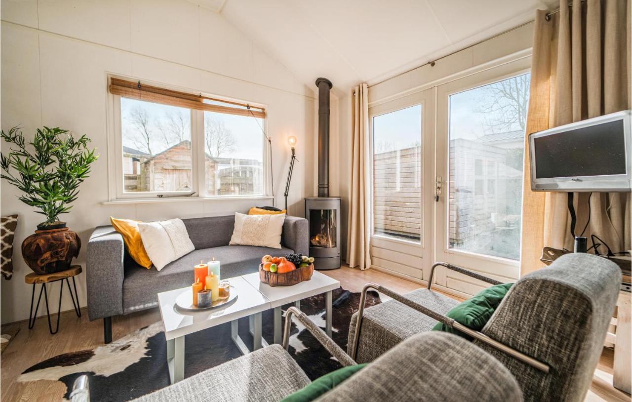 3 Bedroom Pet Friendly Home In Tzummarum מראה חיצוני תמונה